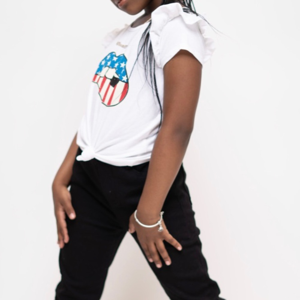 AMERICAN FLAG RUFFLE LIPS TEE - Picture 3 of 4